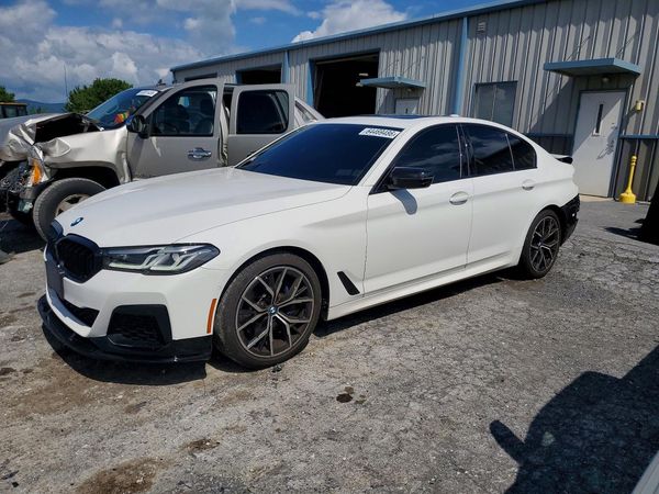 2022 BMW 530