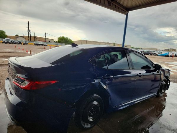 2025 TOYOTA CAMRY