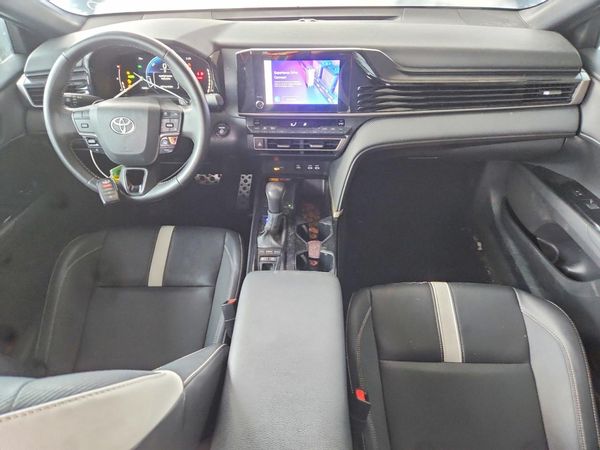2025 TOYOTA CAMRY