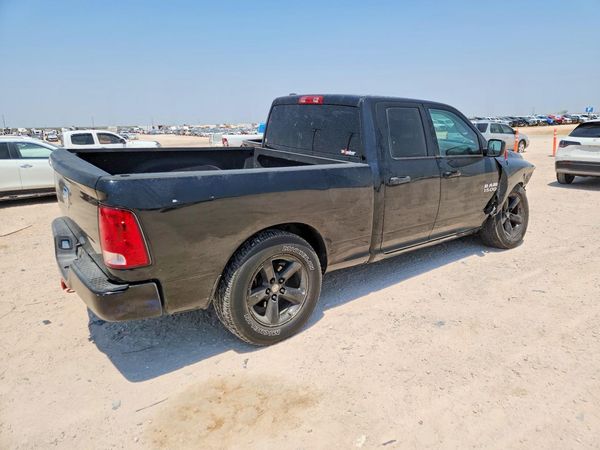 2014 RAM 1500 ST