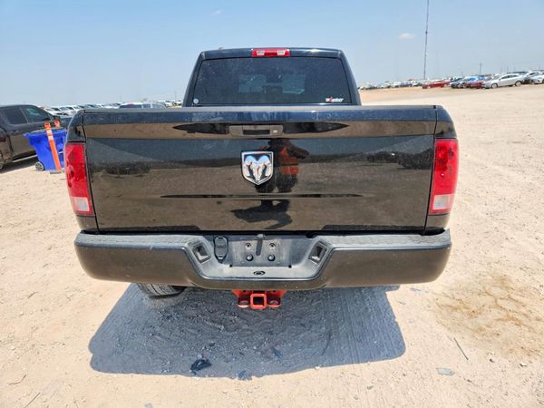 2014 RAM 1500 ST