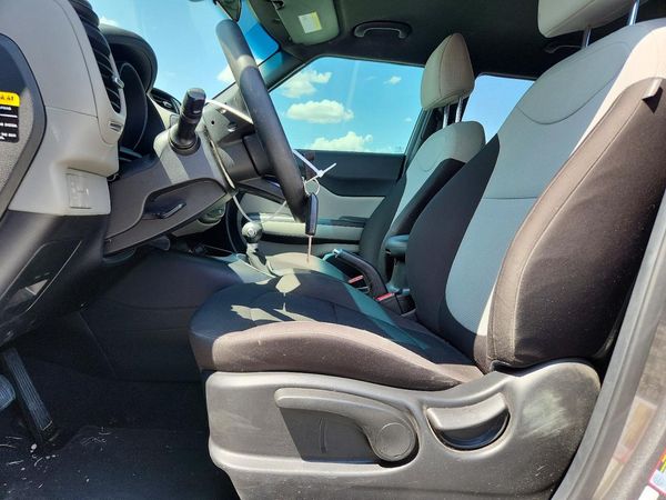 2019 KIA SOUL Base