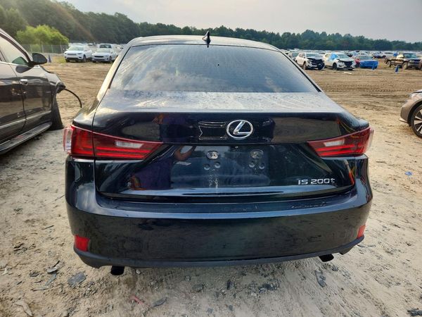 2016 LEXUS IS