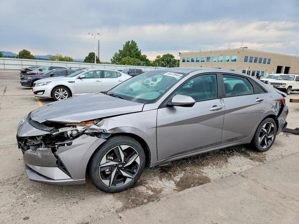 2023 HYUNDAI ELANTRA