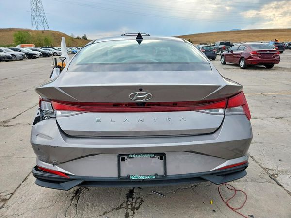 2023 HYUNDAI ELANTRA SEL