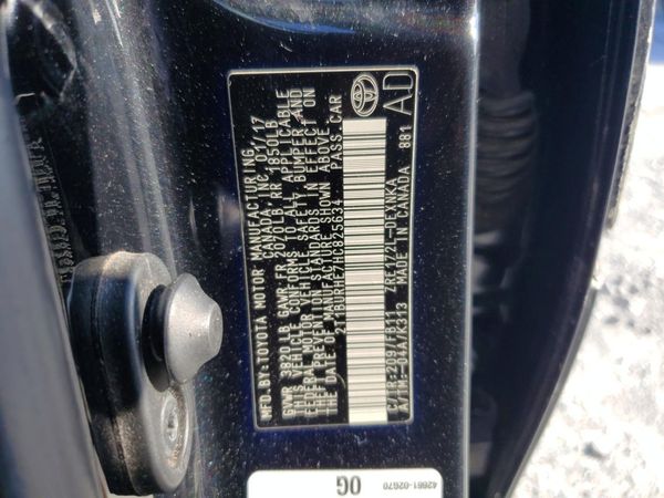 2017 TOYOTA COROLLA