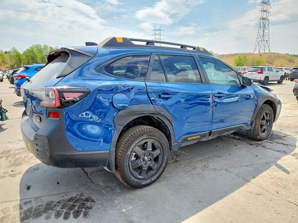 2025 SUBARU OUTBACK Wilderness