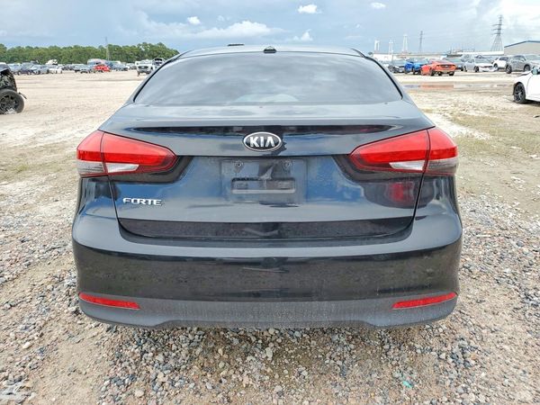 2017 KIA FORTE