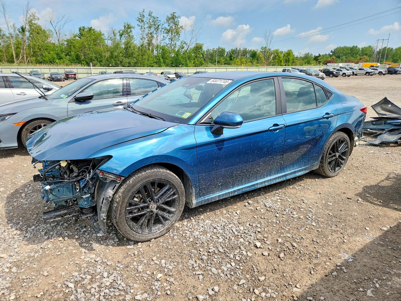 2025 TOYOTA CAMRY