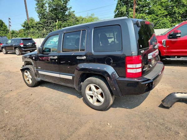 2012 JEEP LIBERTY Sport