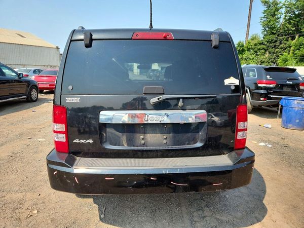 2012 JEEP LIBERTY Sport
