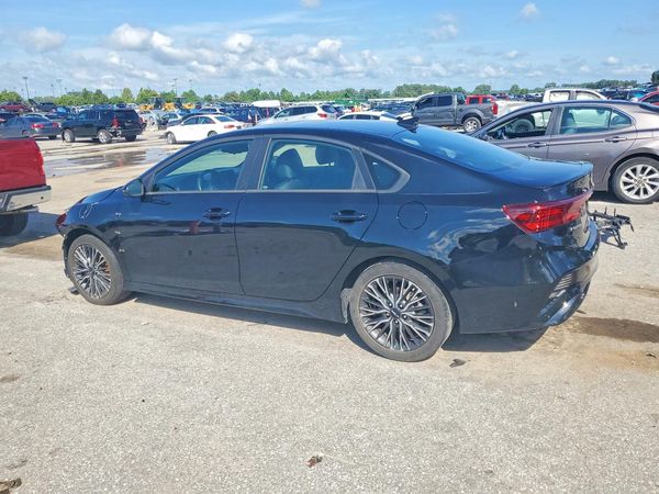 2024 KIA FORTE GT Line