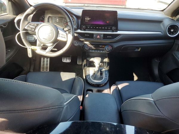 2024 KIA FORTE GT Line