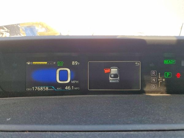 2017 TOYOTA PRIUS