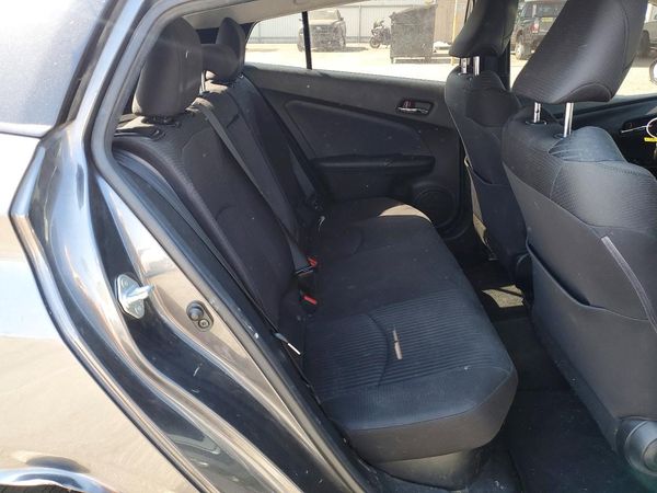 2017 TOYOTA PRIUS