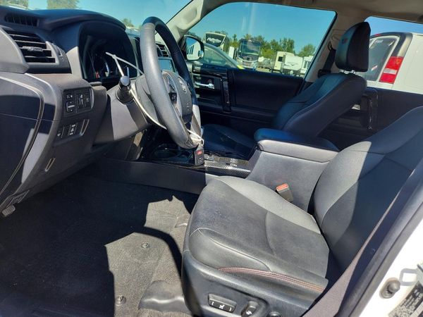 2020 TOYOTA 4RUNNER Base Grade