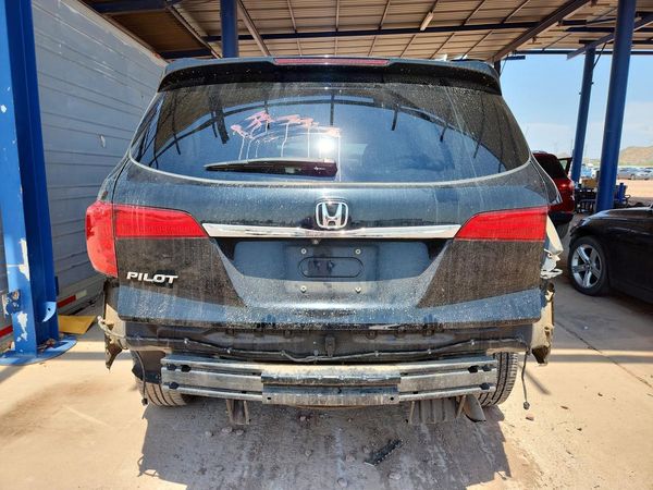 2017 HONDA PILOT EX