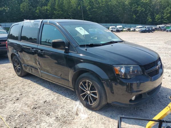 2018 DODGE GRAND CARAVAN SE