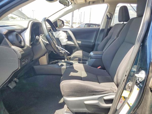2018 TOYOTA RAV4 Adventure/XLE