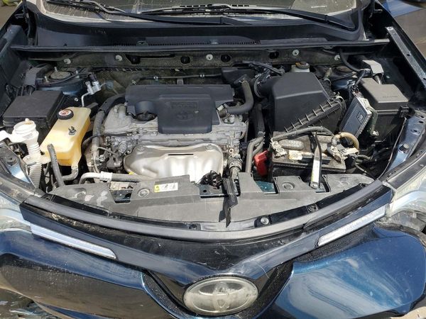 2018 TOYOTA RAV4 Adventure/XLE