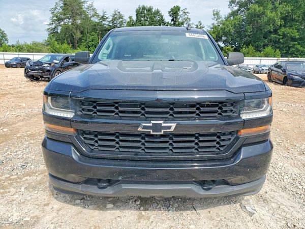 2018 CHEVROLET SILVERADO Custom