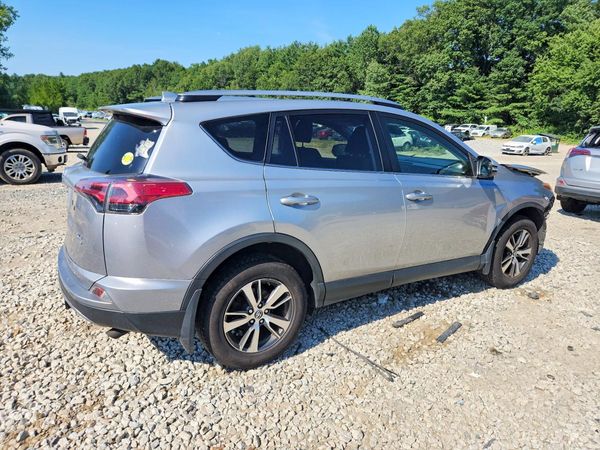 2018 TOYOTA RAV4 Adventure/XLE