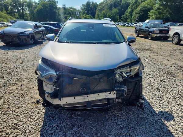 2018 TOYOTA RAV4 Adventure/XLE