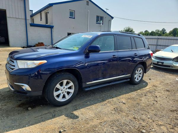2013 TOYOTA HIGHLANDER