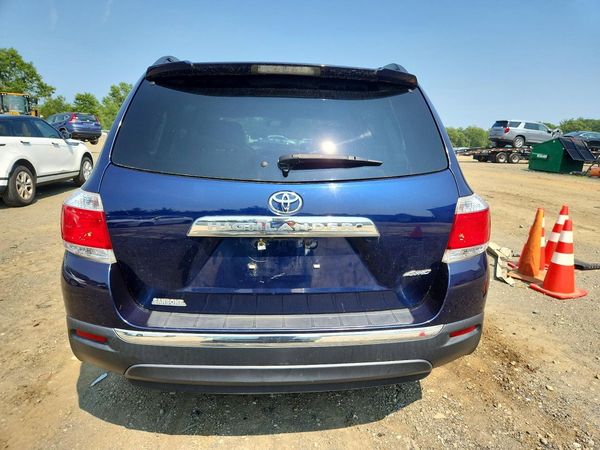 2013 TOYOTA HIGHLANDER Base/Hybrid