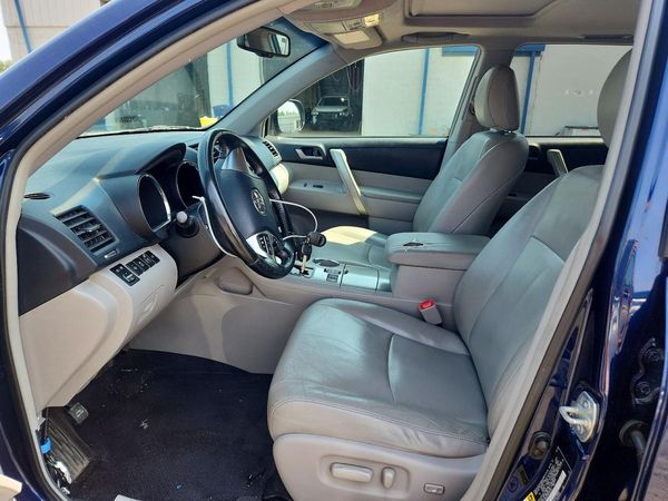 2013 TOYOTA HIGHLANDER Base/Hybrid