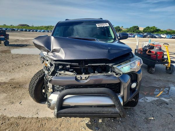 2017 TOYOTA 4RUNNER