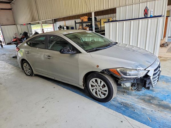 2017 HYUNDAI ELANTRA