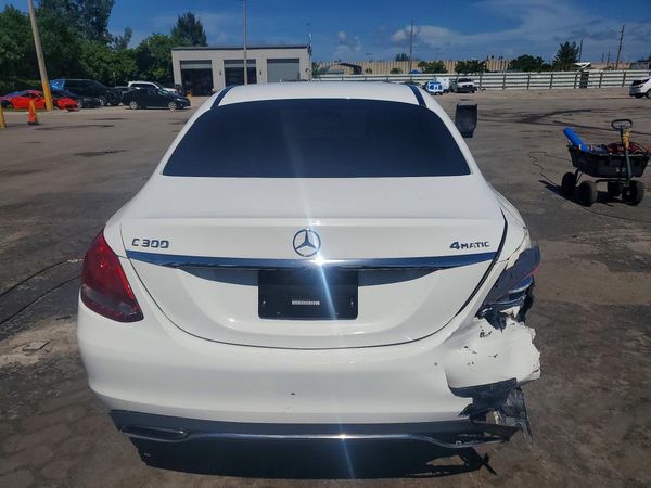 2016 MERCEDES-BENZ C C300-4M