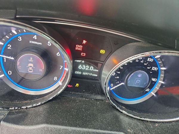 2013 HYUNDAI SONATA