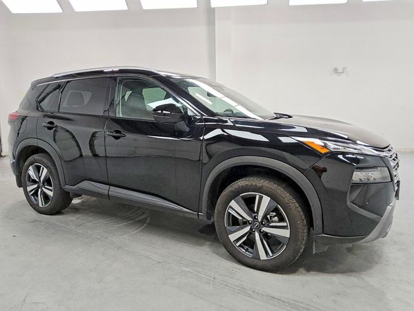2026 NISSAN ROGUE SL — Passenger 3/4