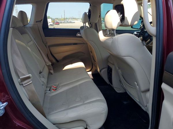 2017 JEEP GRAND CHEROKEE LAREDO 4X2