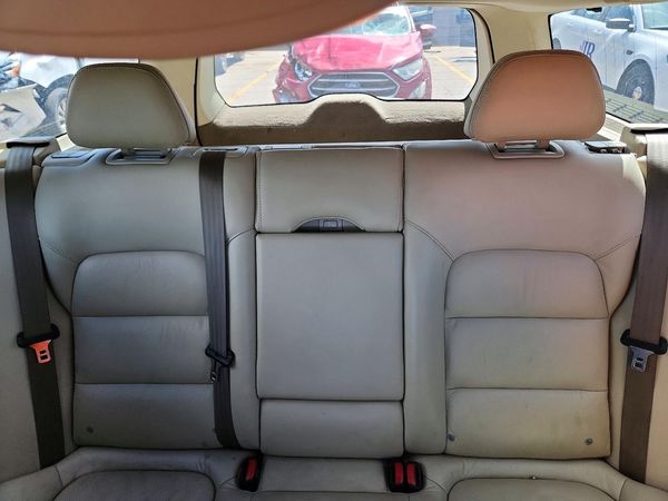2013 VOLVO XC70