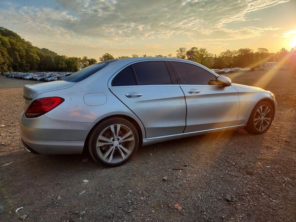 2015 MERCEDES-BENZ C