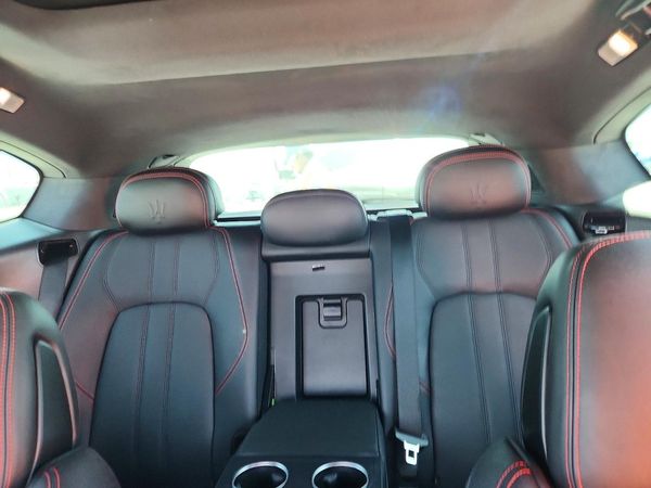 2020 MASERATI LEVANTE