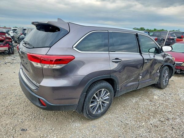 2019 TOYOTA HIGHLANDER SE/XLE