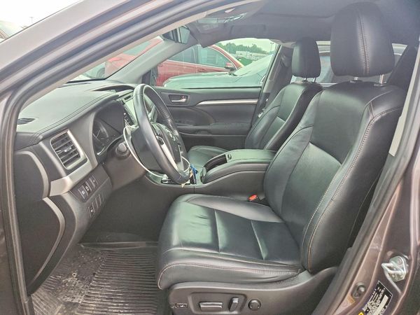 2019 TOYOTA HIGHLANDER SE/XLE