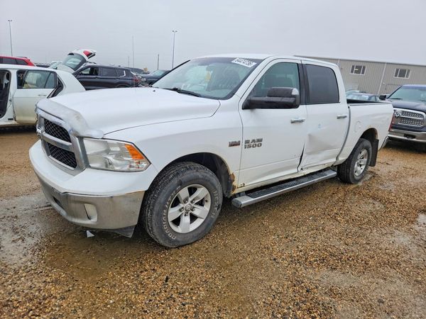 2017 RAM 1500 SLT CREW CAB 4X4