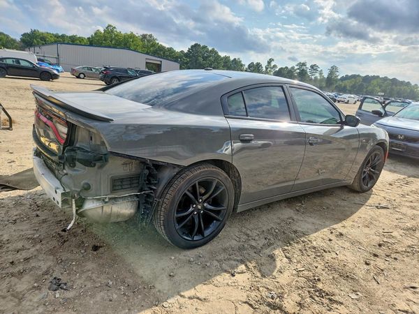 2018 DODGE CHARGER SXT