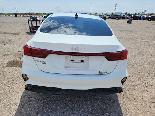 2024 KIA FORTE