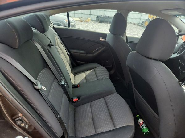 2017 KIA FORTE LX Popular, S