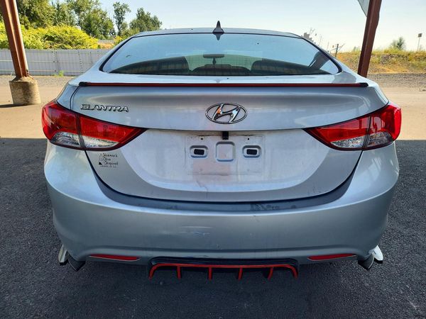 2013 HYUNDAI ELANTRA