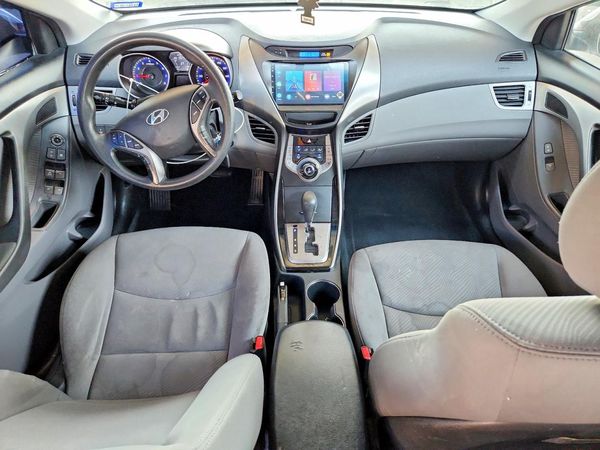 2013 HYUNDAI ELANTRA