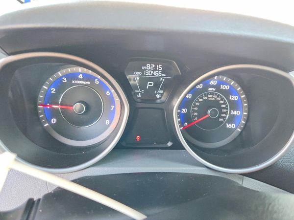 2013 HYUNDAI ELANTRA