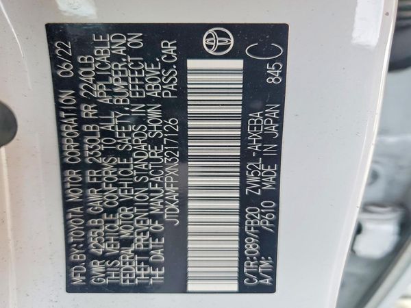 2022 TOYOTA PRIUS