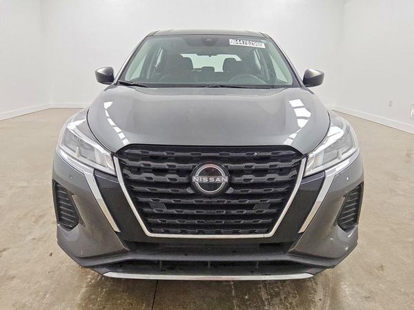 2023 NISSAN KICKS S
